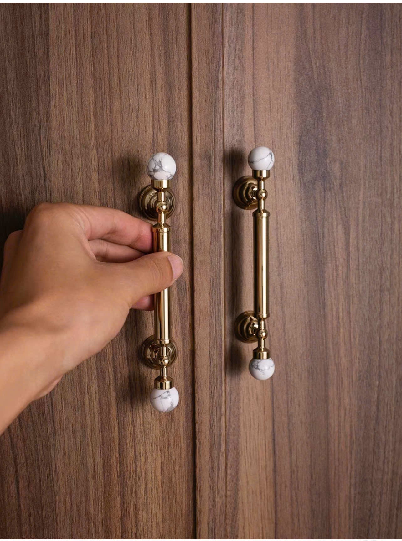 NNH-076 Tay nắm đồng kết hợp đá pha lê thiên nhiên